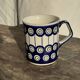 Mug en grès émaillé bleu de Bolesławiec H9,5 D11