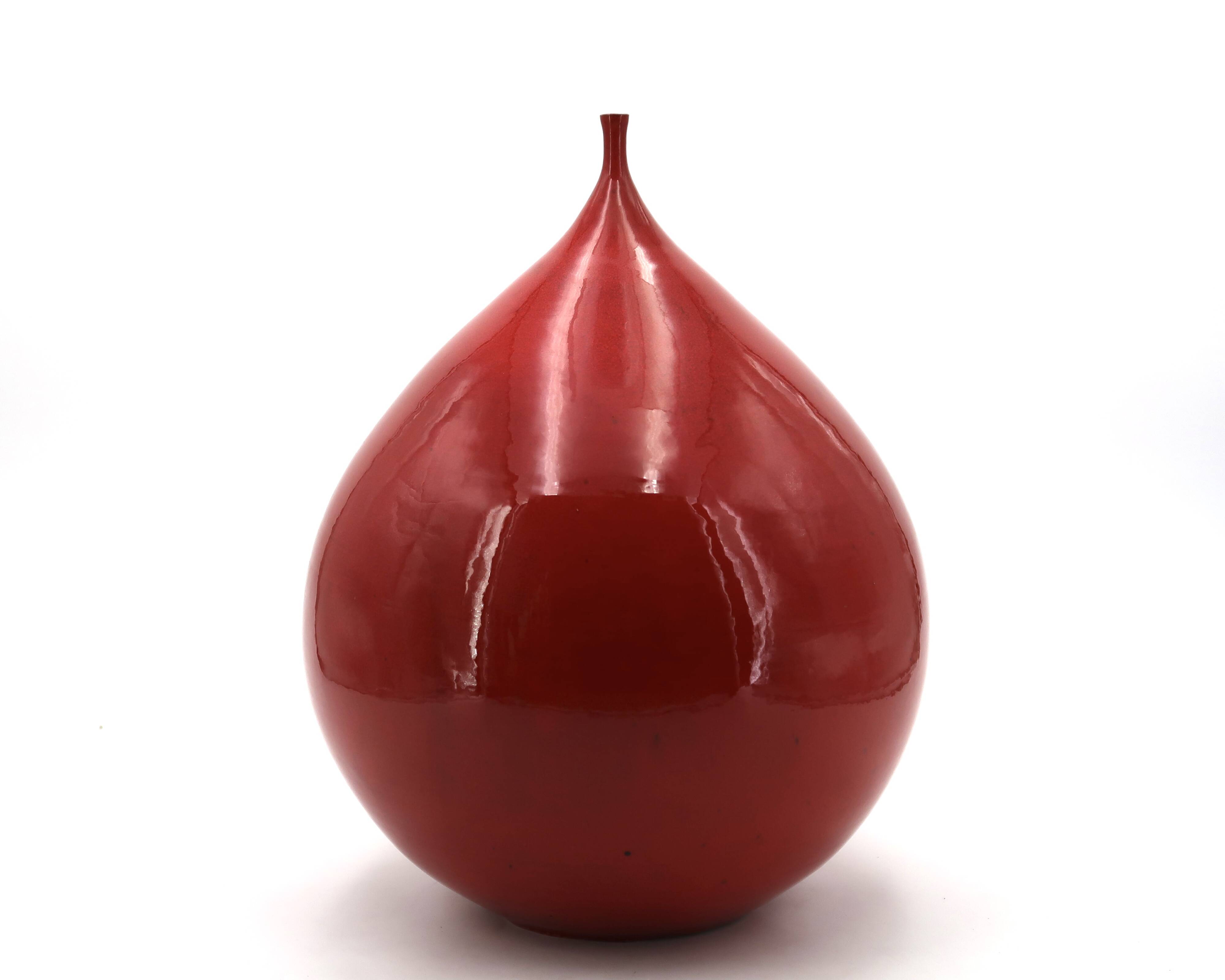 Impressive red ceramic vase, Belgian work, 1960s.