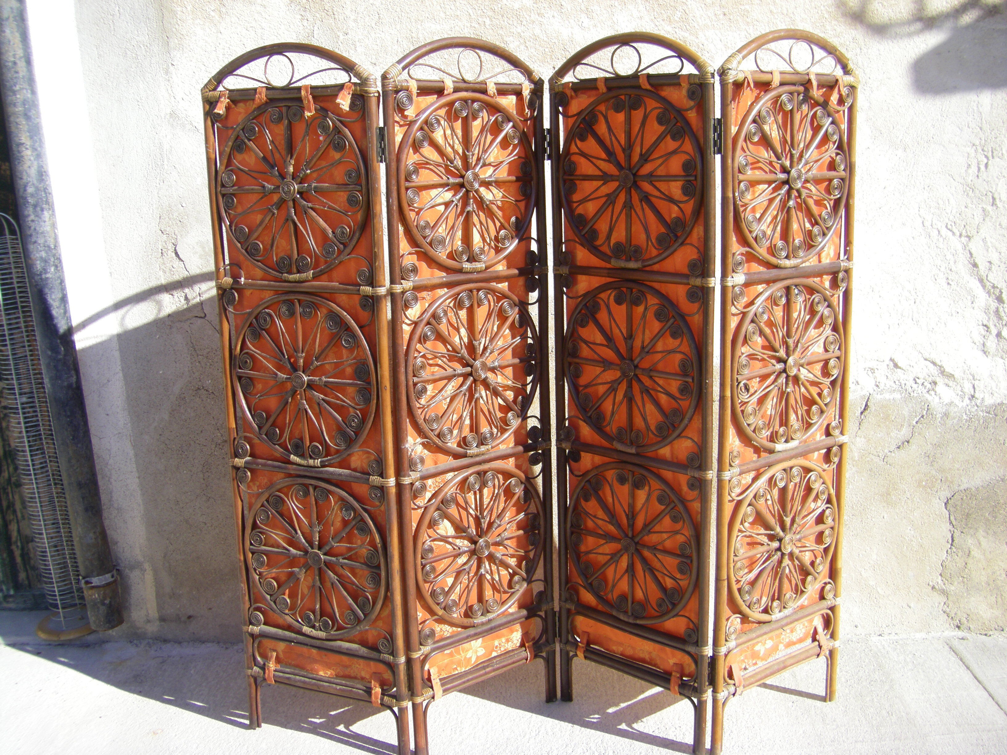 Vintage rattan screen