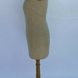 Mannequin of couture 1900 fabric structure wood
