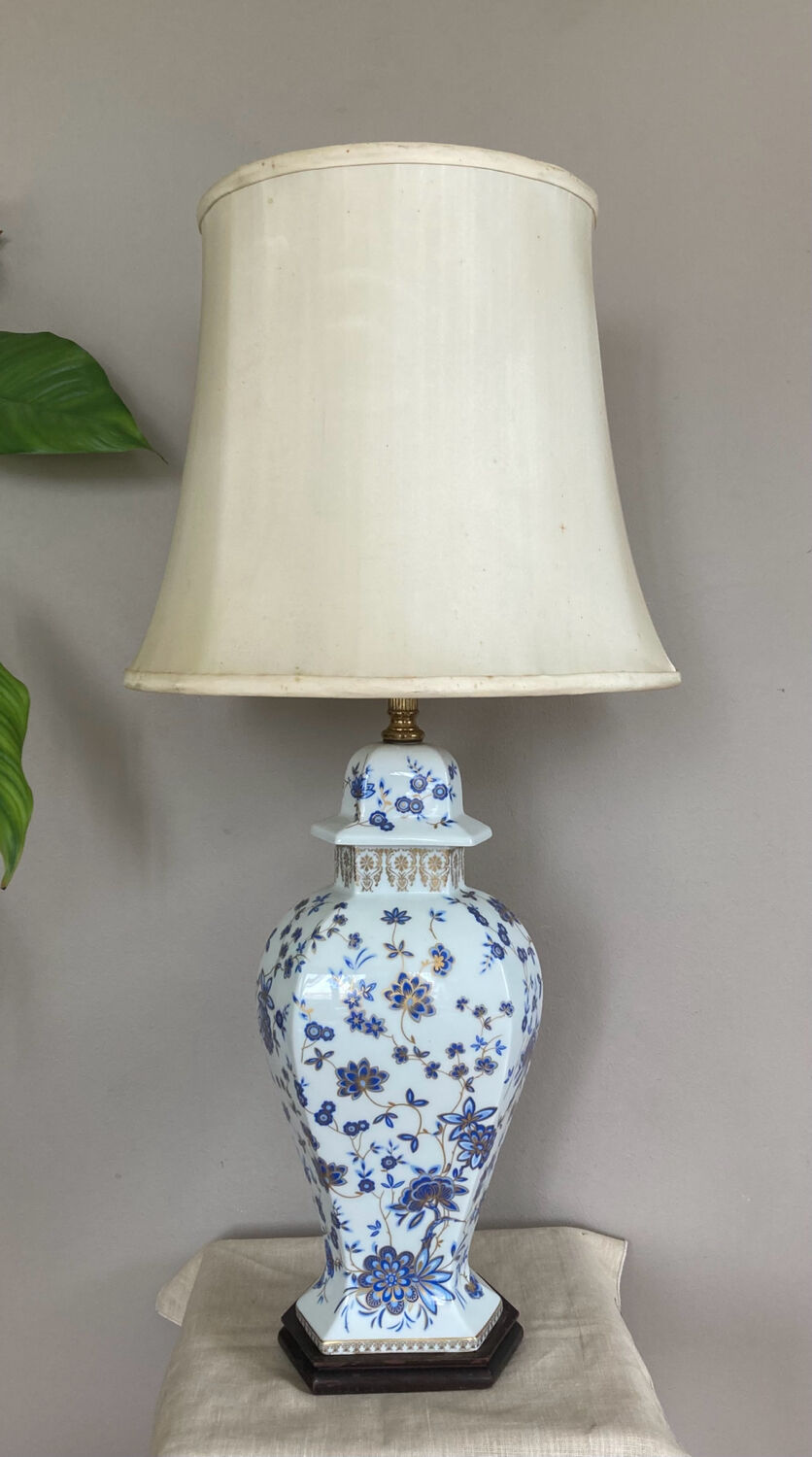 Porcelain living lamp nineteenth handmade decorations, double lighting