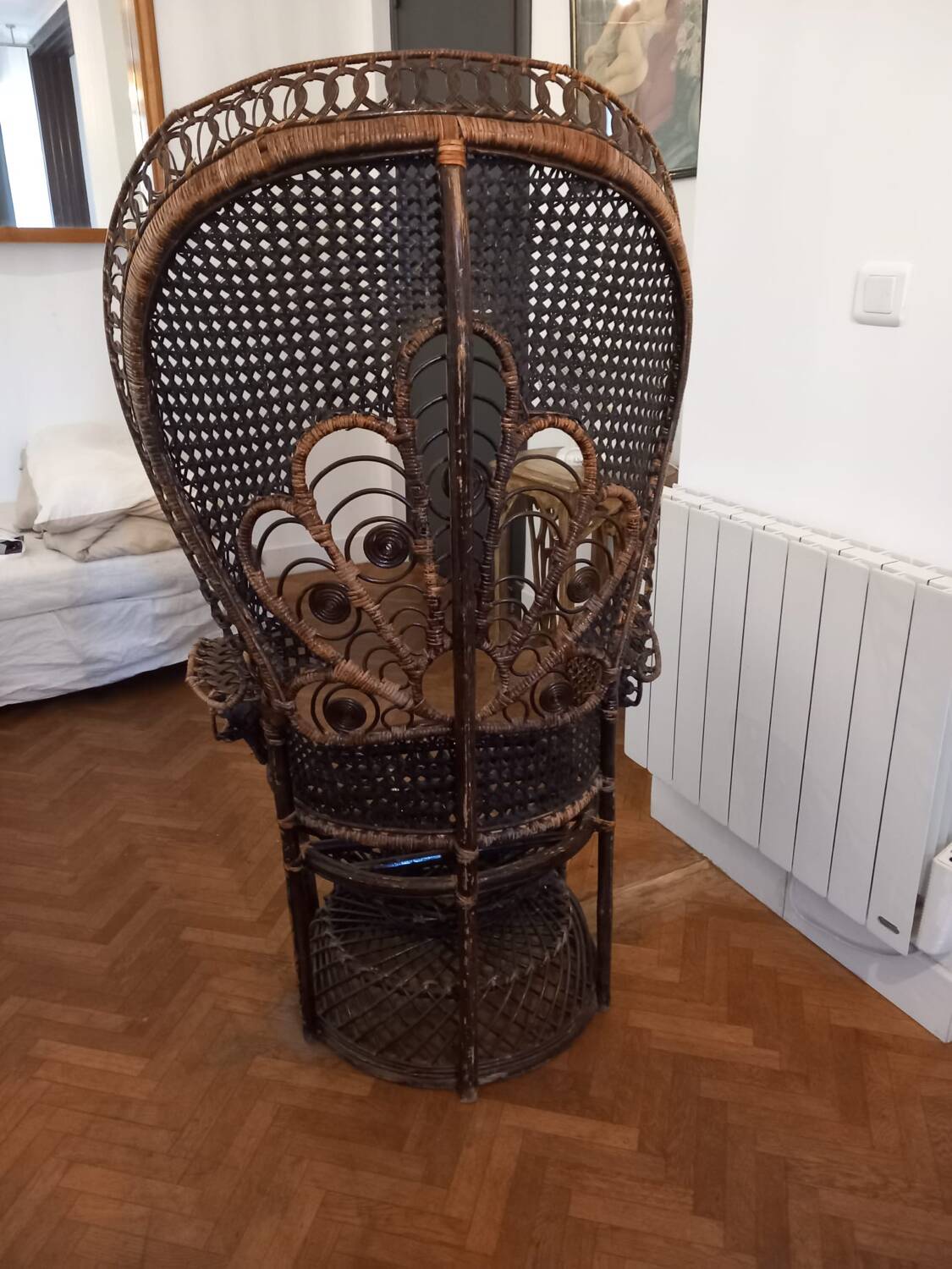 Vintage Emmanuelle armchair