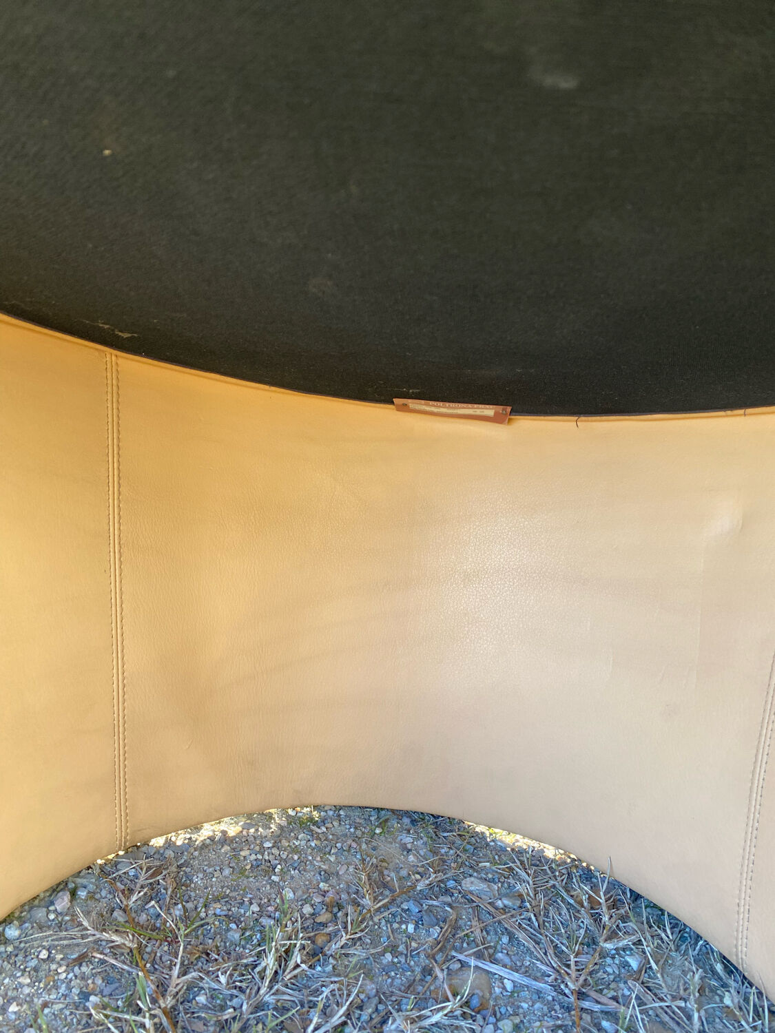 Leather armchair poltrona frau intervista