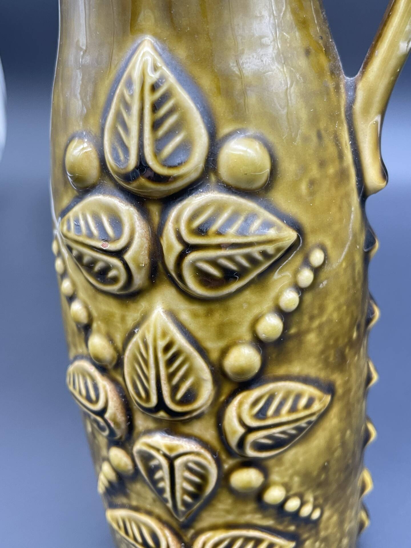 Vintage vase Bay Keramik 650-25 – German ceramic with a floral design