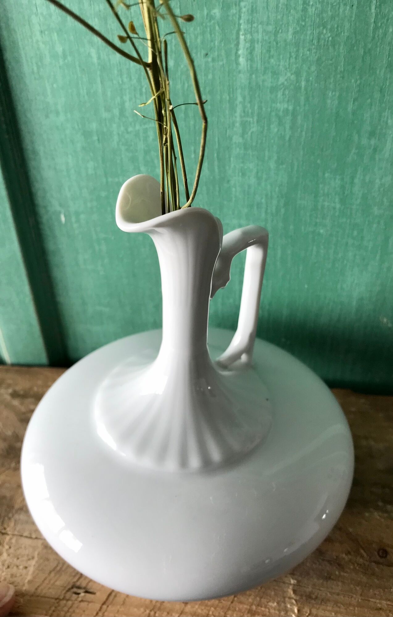 Vintage ewer in French porcelain, Maison Giraud