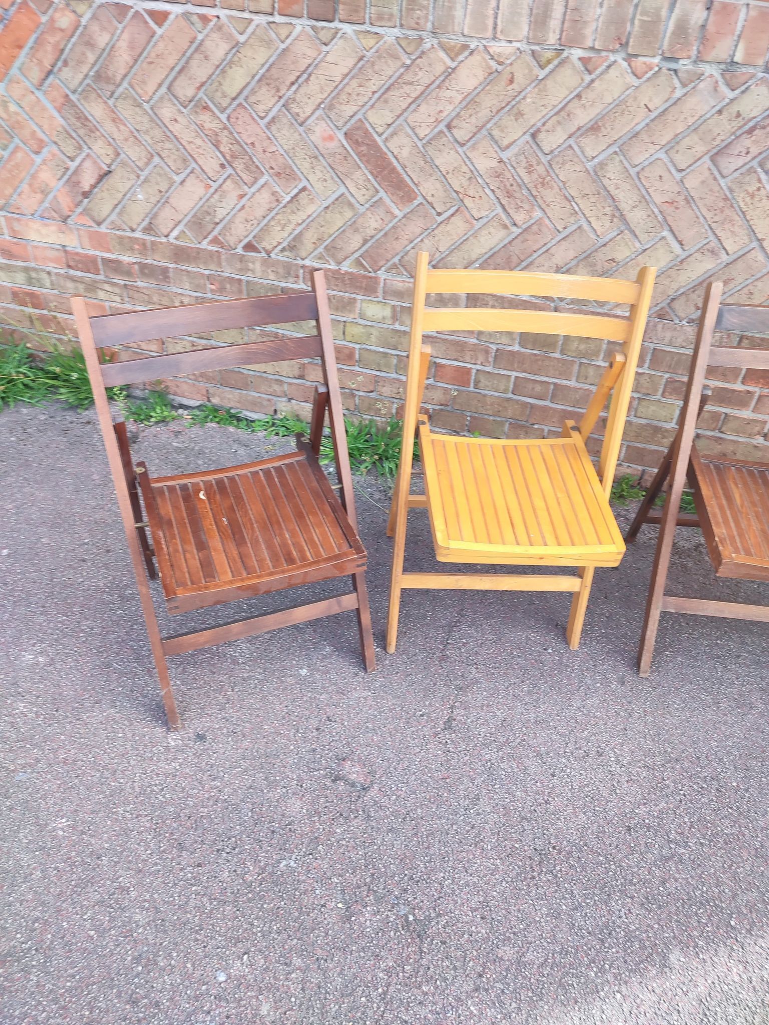 4 folding chairs in vintage teak wood