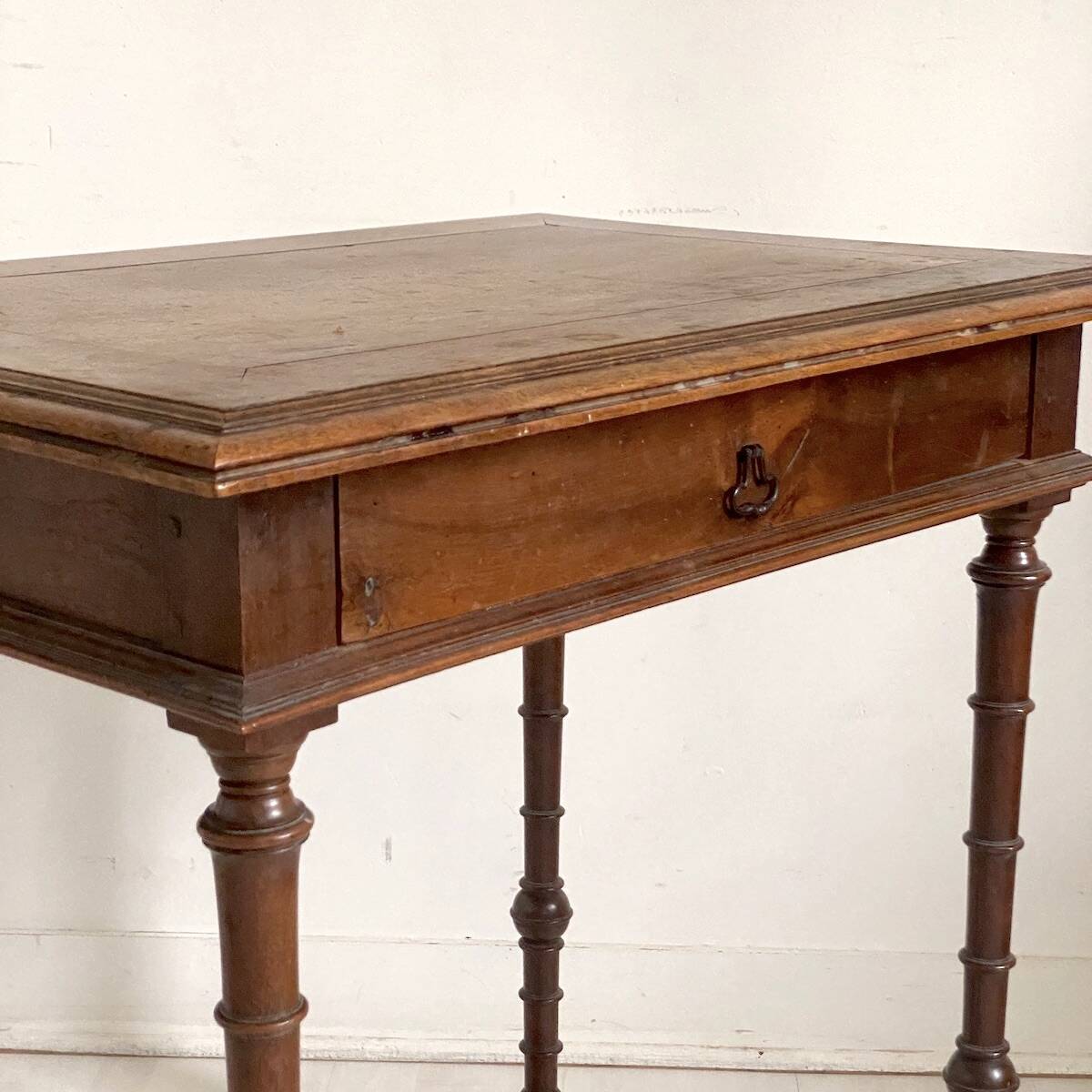Small desk table in Louis XIII style, solid walnut.
