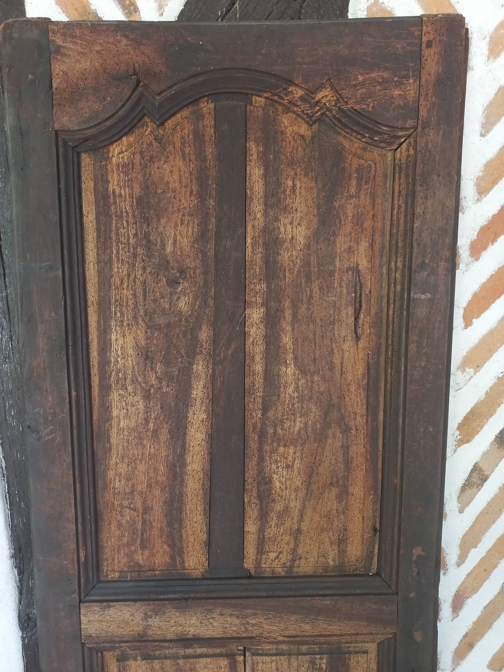 Old Louis XV wardrobe door jumika