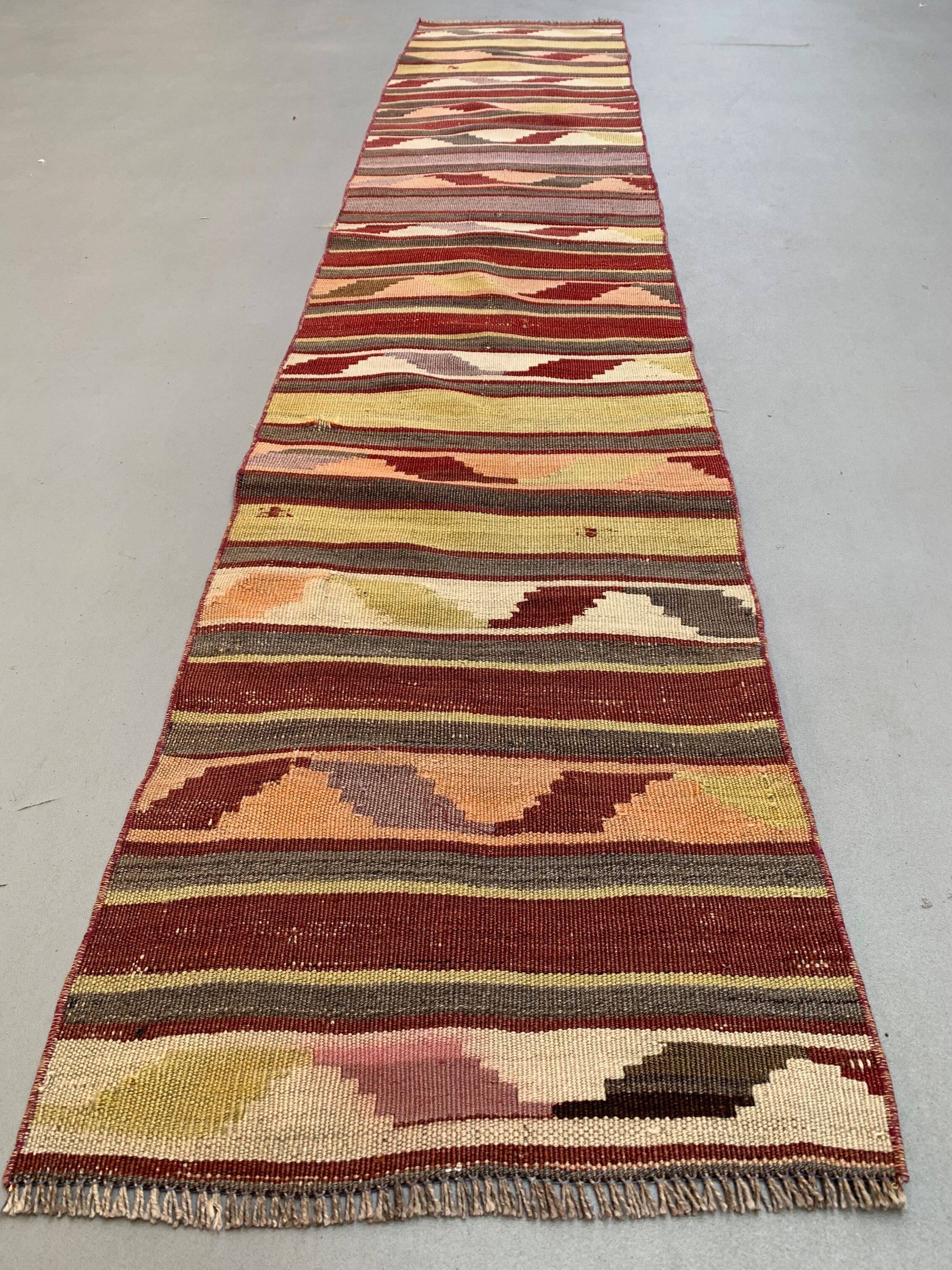 Old Turkish narrow Kilim Runner 270x53 cm shabby chic, vintage kelim