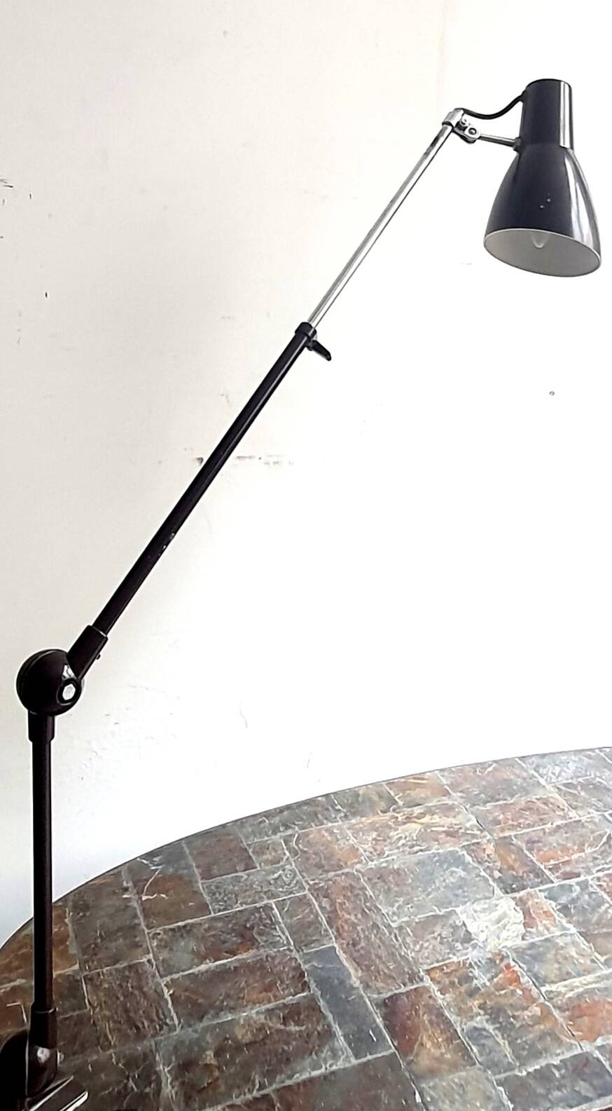 Vintage clip-on workshop lamp from the 50s/60s