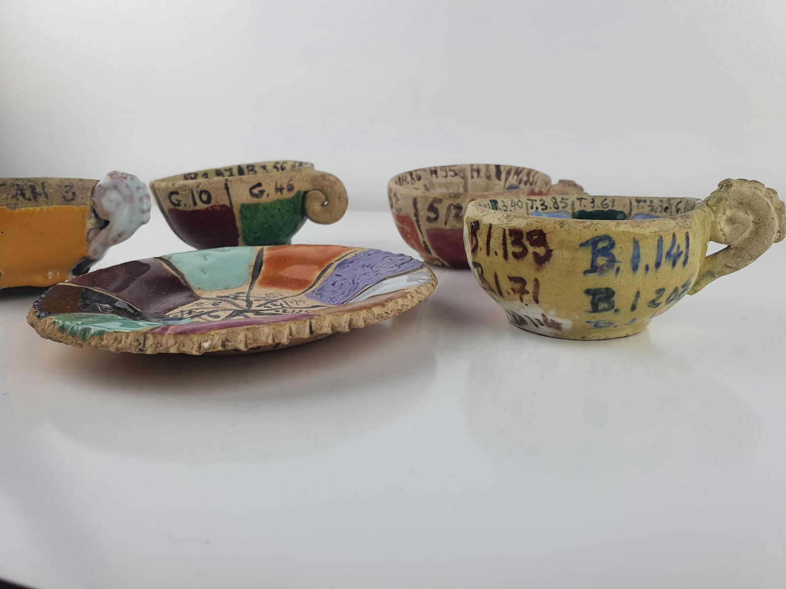 Lot cups of coffee Alice Colonieu