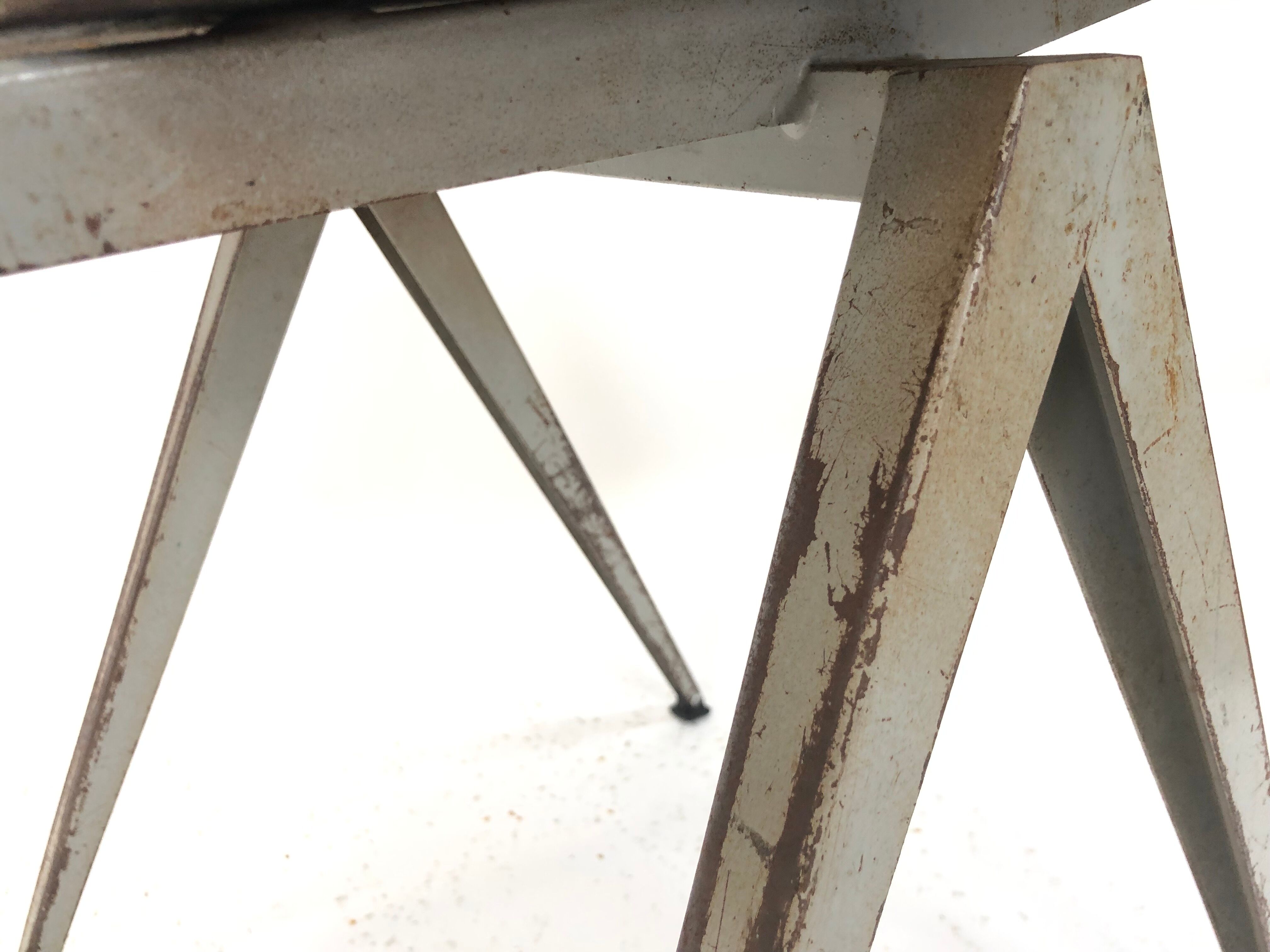 Chair Galvanitas S16