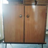 Window counter bar