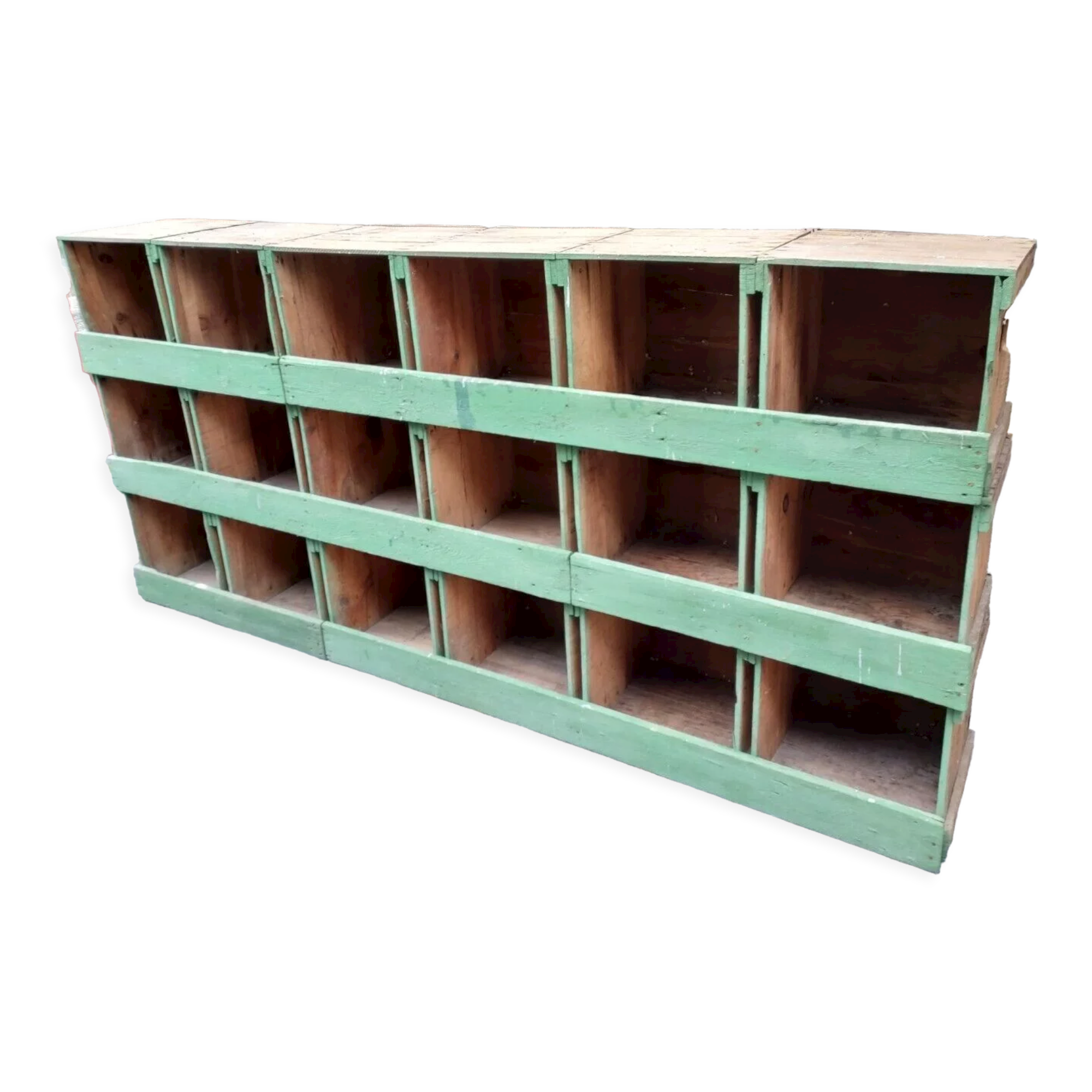 Casiers, meuble de métier en bois