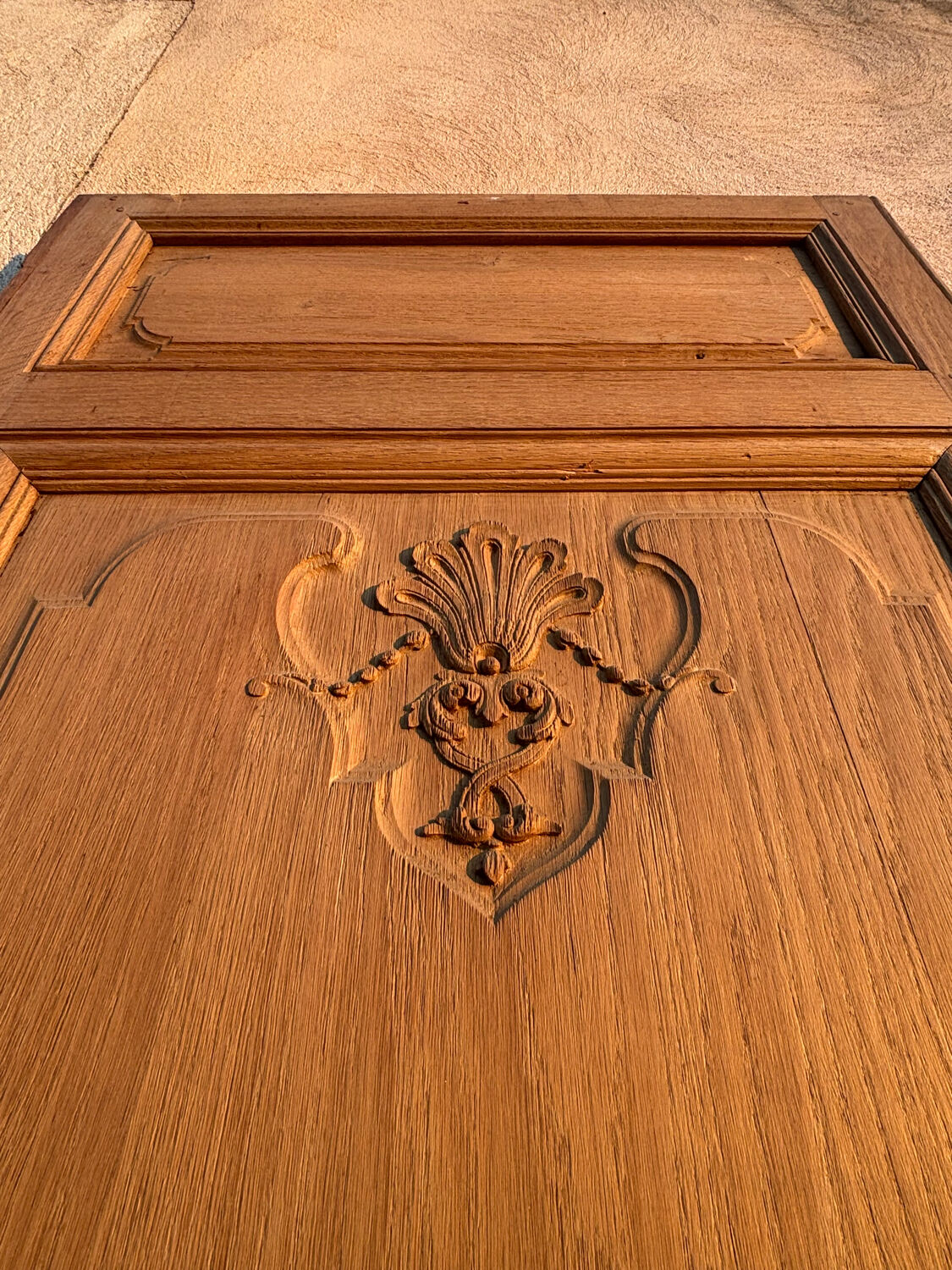 Double doors in solid oak