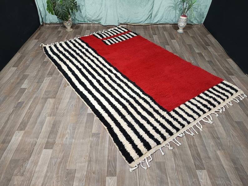 Tapis berbère en laine pure fait main traditionnelle taille 150/250 cm