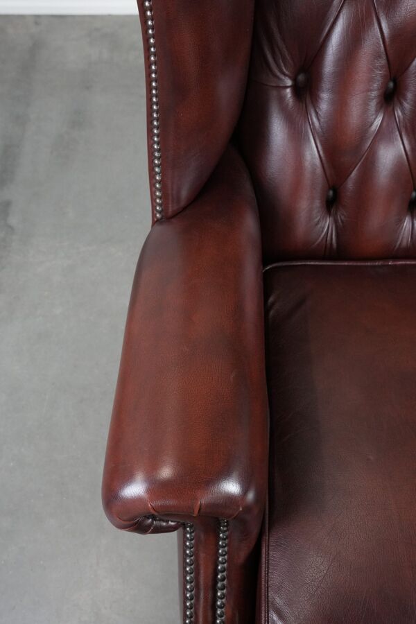 Fauteuil à oreilles Chesterfield en cuir classique et élégant de style anglais