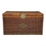 Wicker trunk