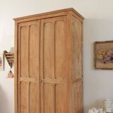 Armoire parisienne