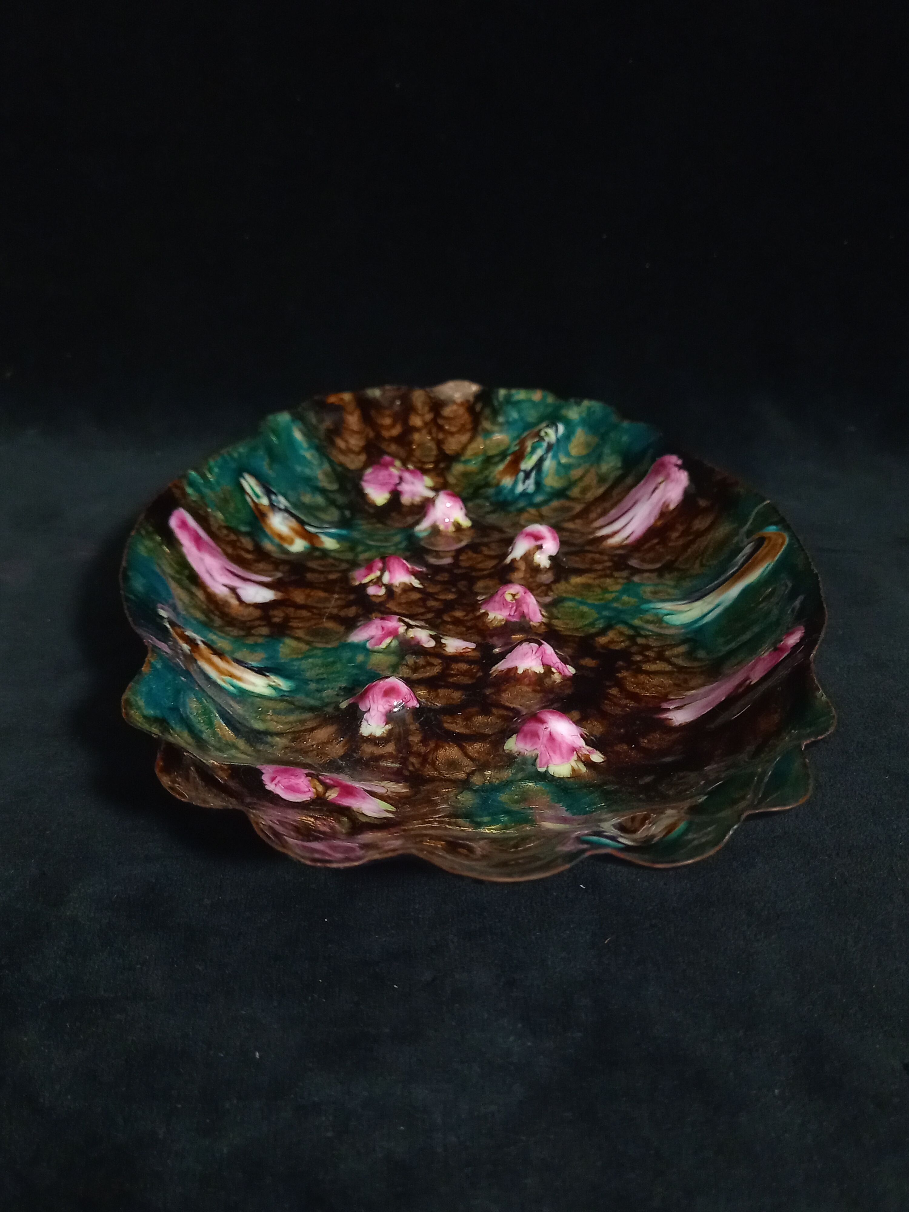 Two vintage enamelled copper tidies