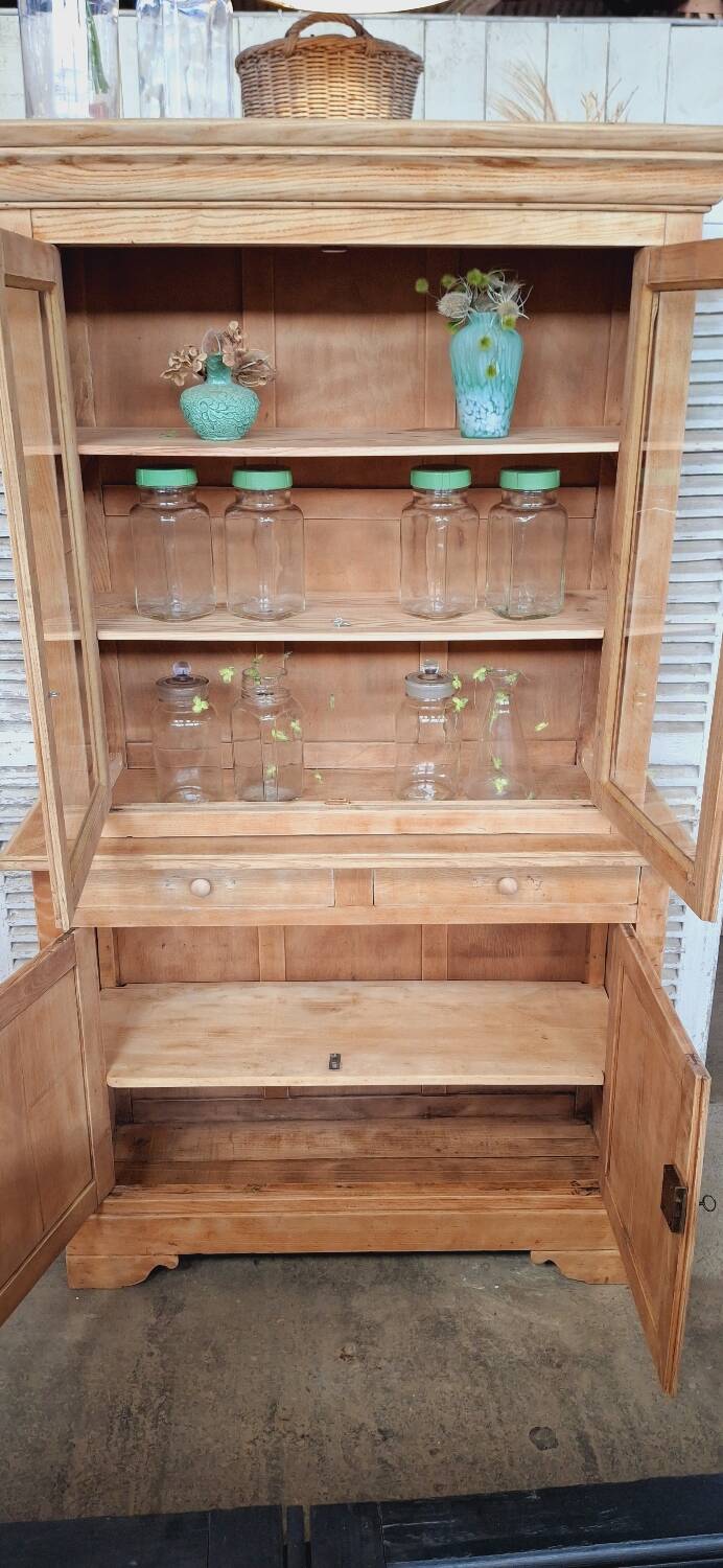 Two-piece glass-fronted buffet