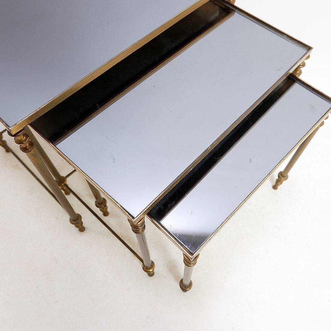 Ensemble de 3 tables gigognes de style Maison Jansen - 1970