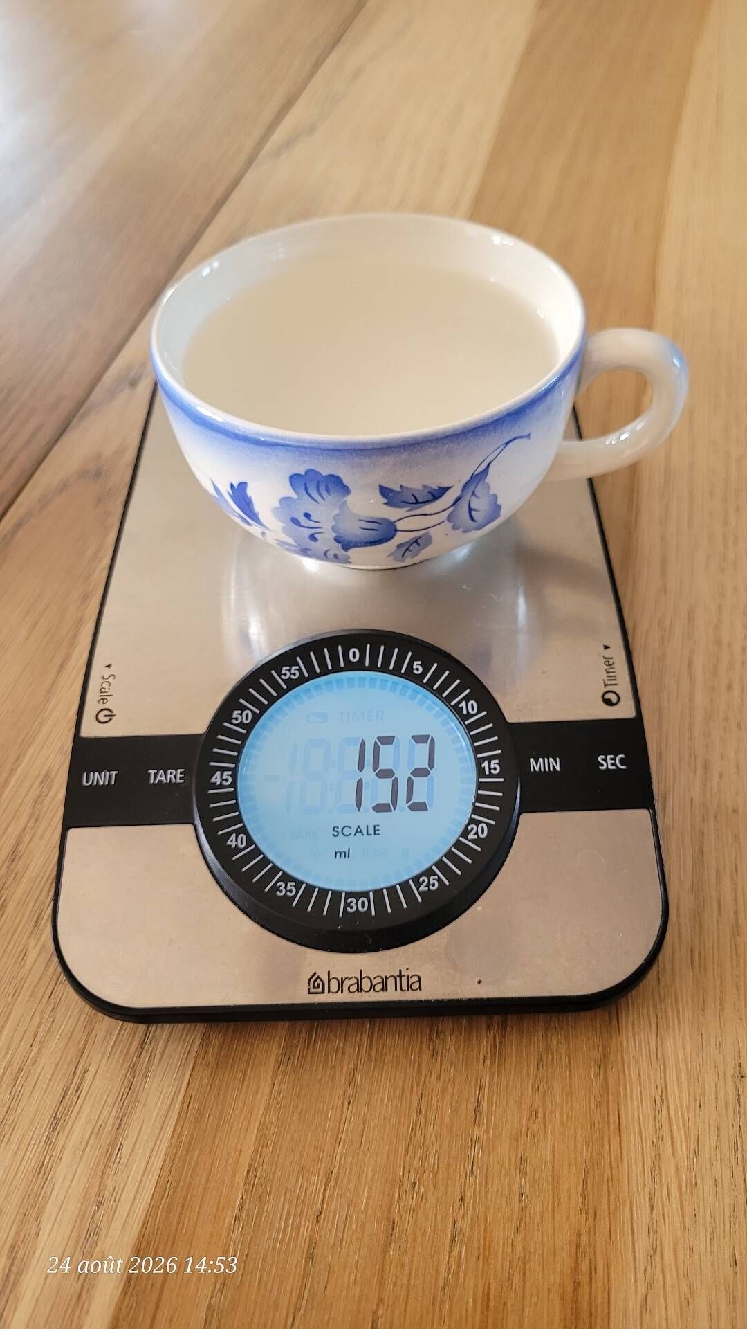 7 vintage cups and saucers