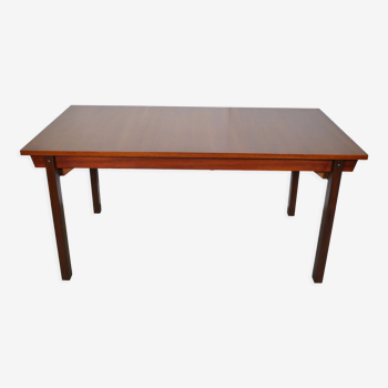 Extendable dining table in 1970 teak