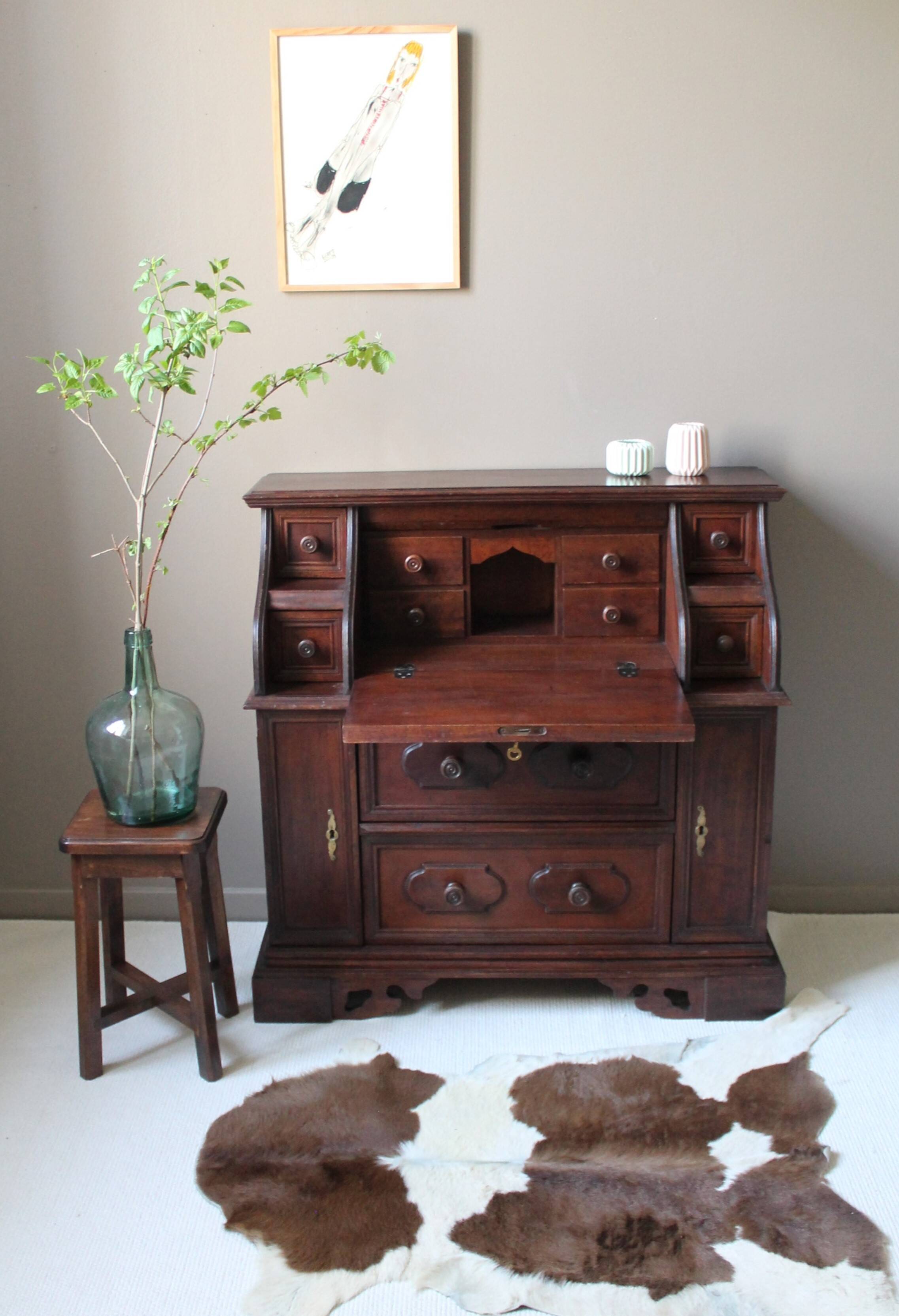 Vintage scriban desk