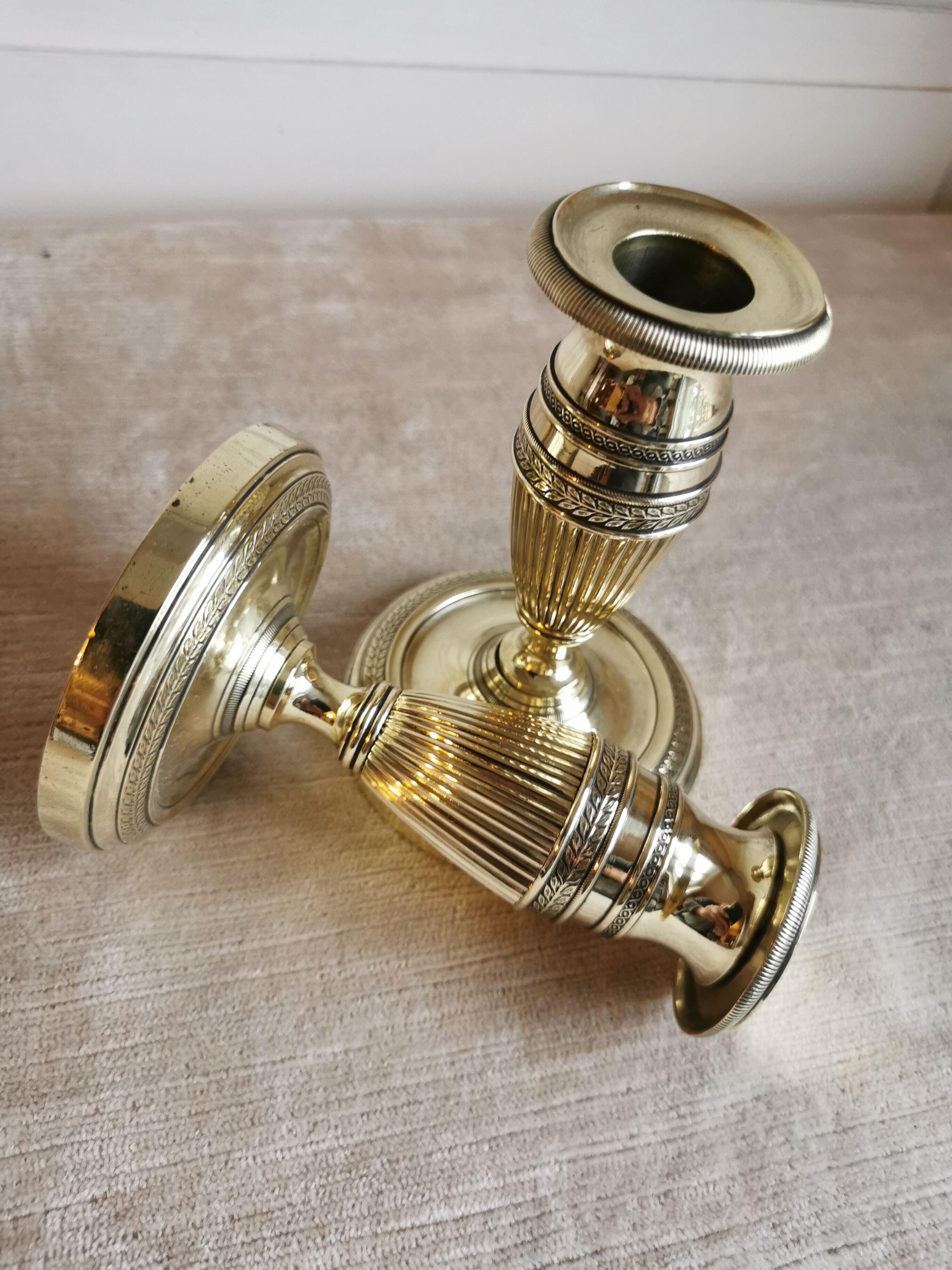 Pair of candlesticks in polished bronze Directoire d'époque