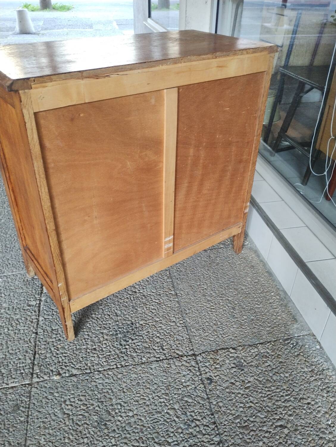 Vintage chest of drawers