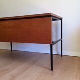 Bureau vintage 620 par Pierre Guariche