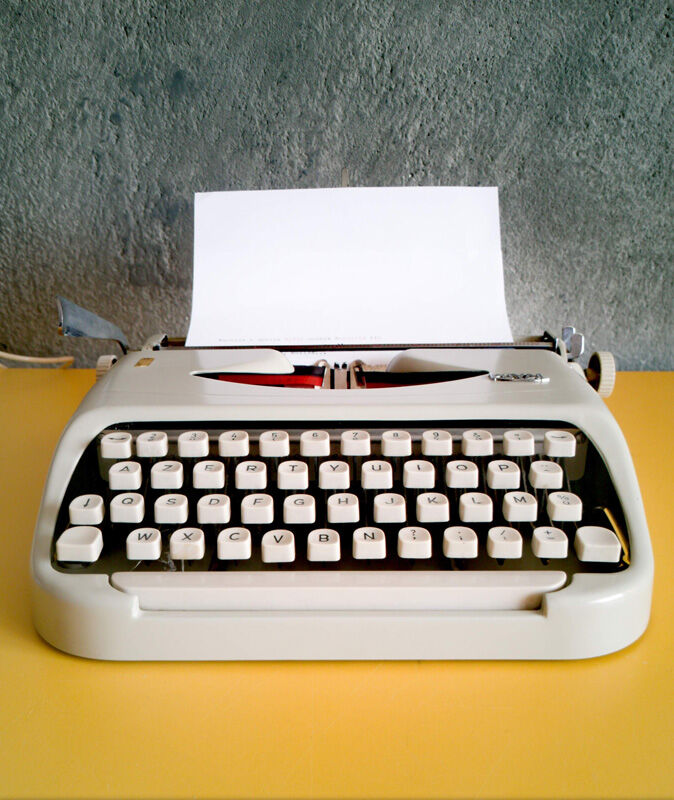 Royalite 110 typewriter