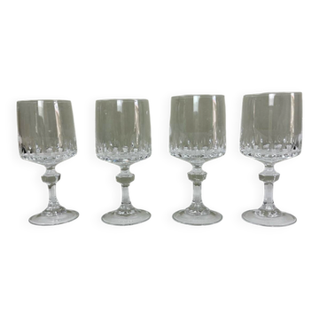 4 crystal glasses