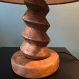 Table lamp in turned solid wood