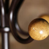 Door coats vintage parrot 12 balls swiveling in wood and steel