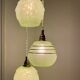 Suspension triple globes vintage art déco en verre vert et doré