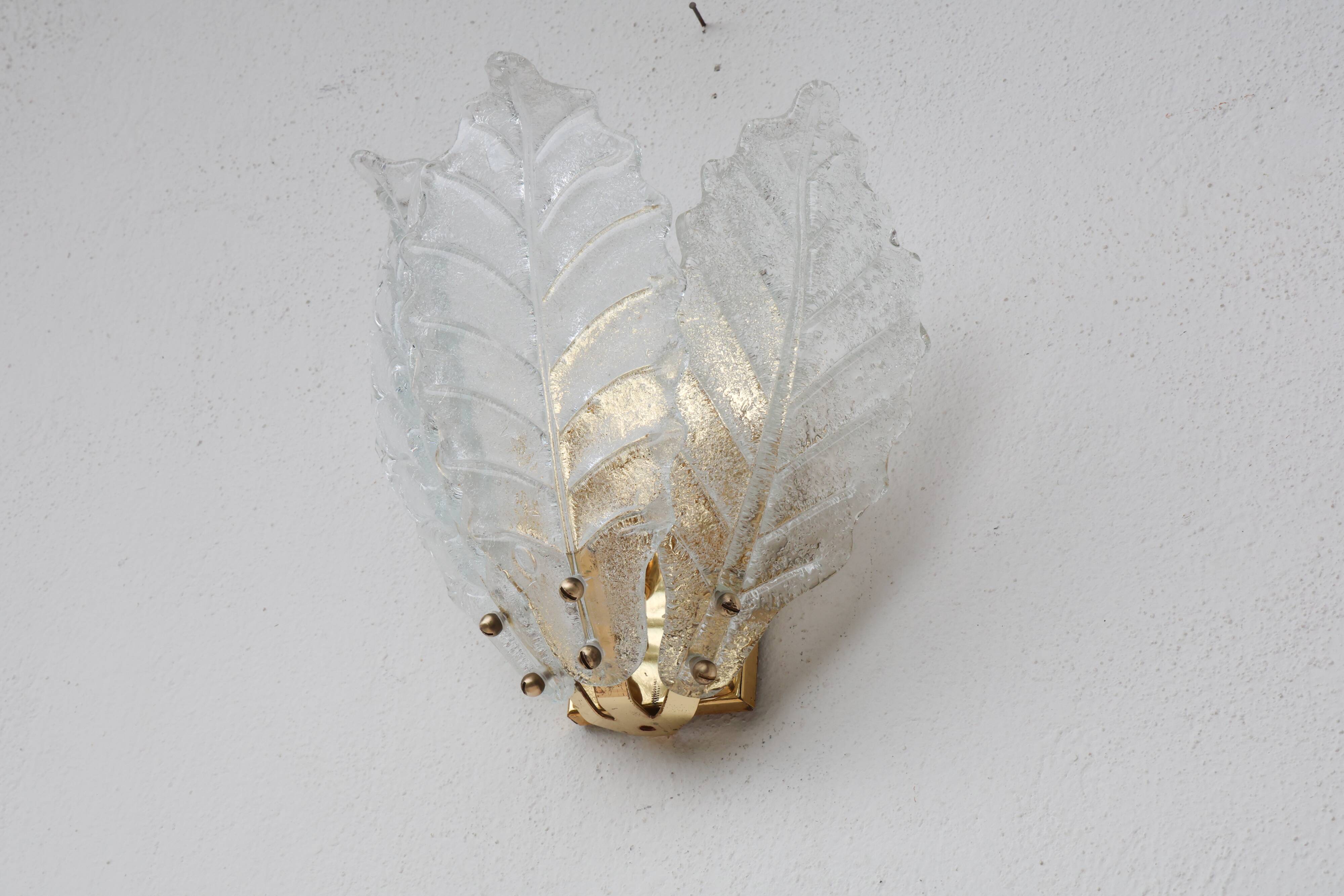 Set of 2 Taormina, Elegant Murano Wall Light Transparent Leaves, 1970
