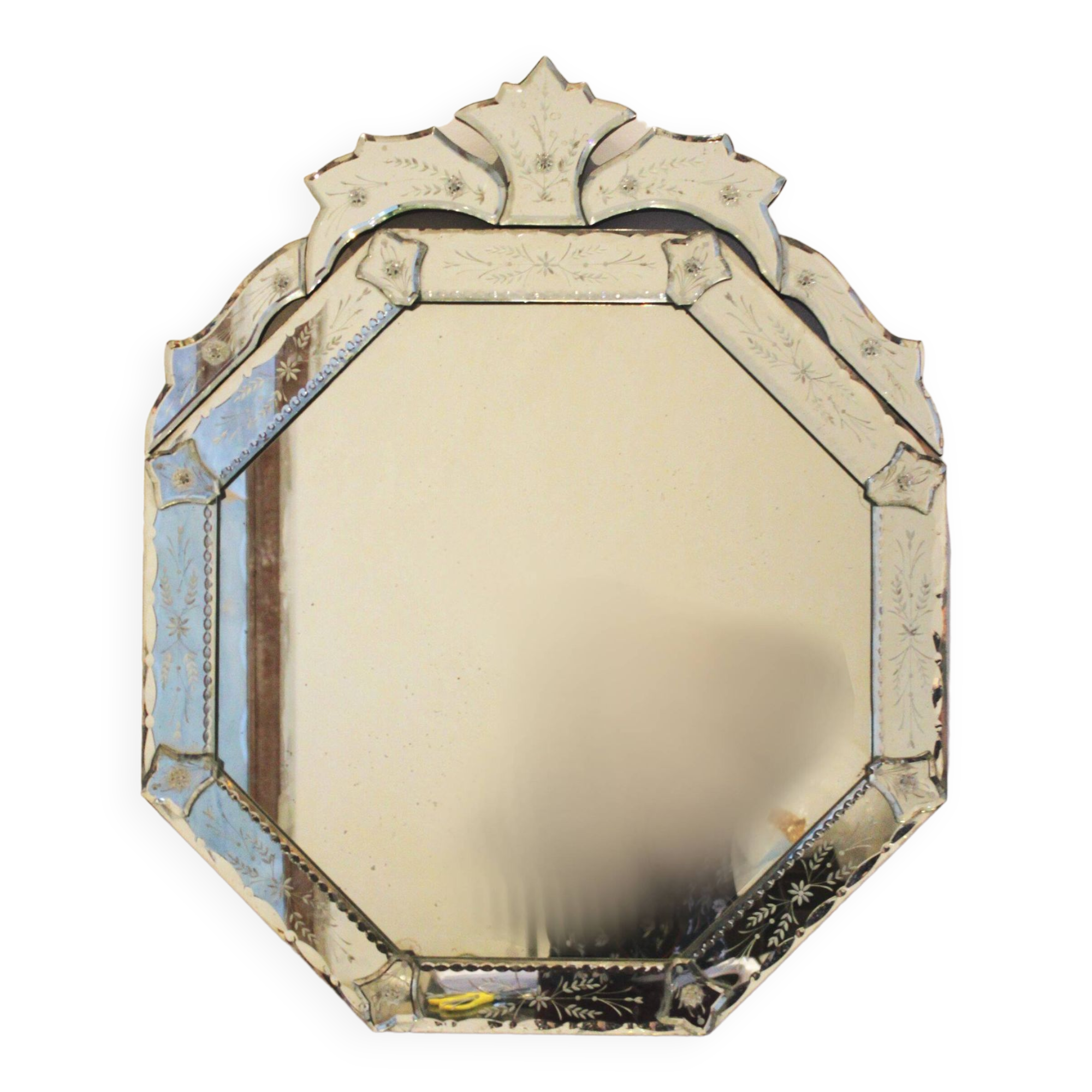 Octagonal Venetian mirror, 63x60cm.