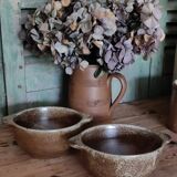 Set of two stoneware bowls
