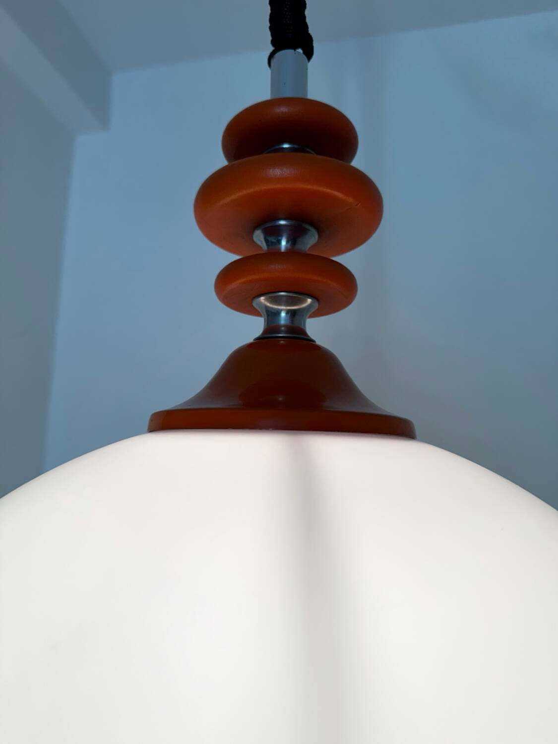 Large Italian design chandelier from the 70s