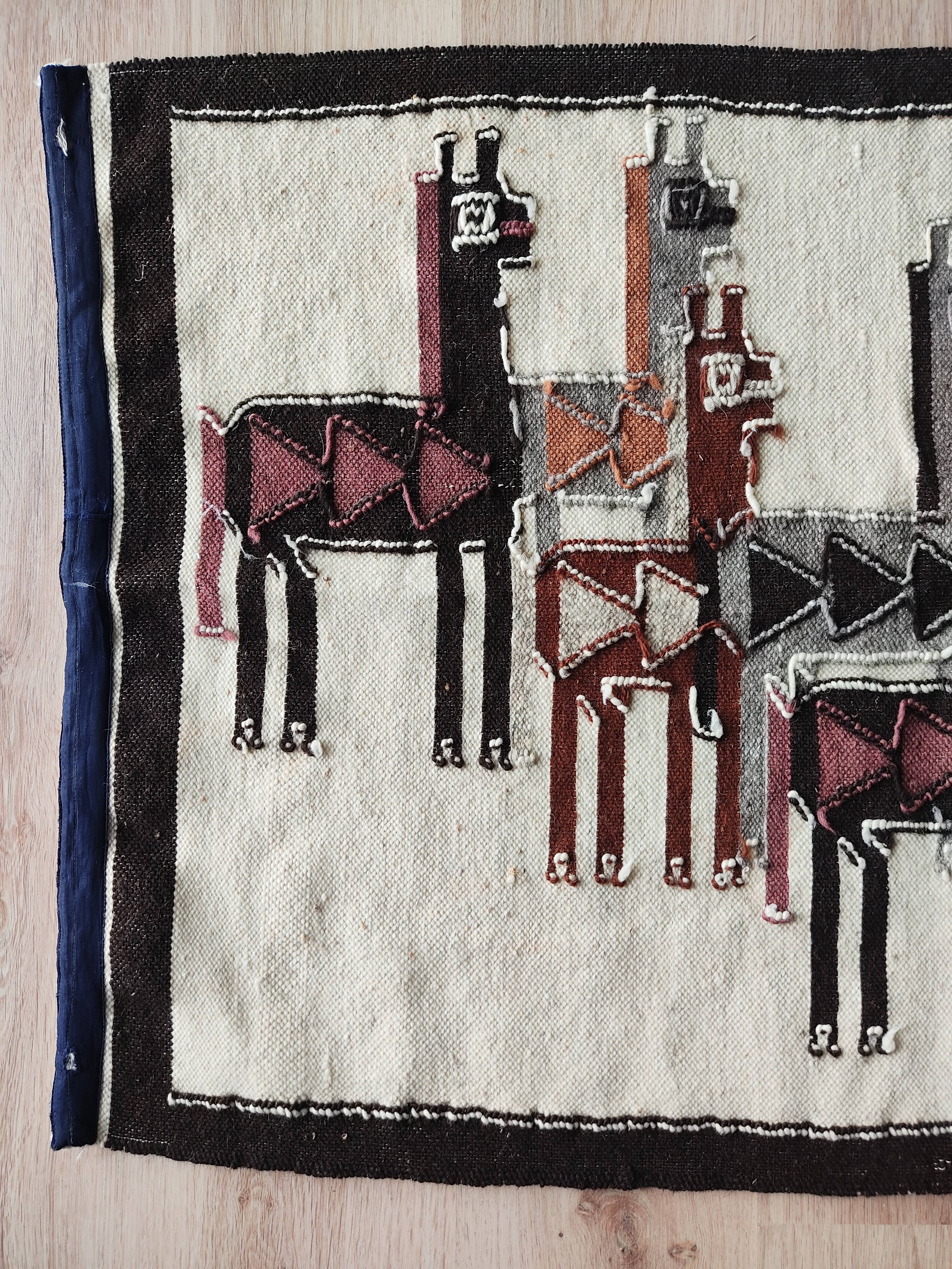 Vintage Carpet Lamas South America 66 x 111 cm