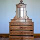 Dressing table in fine walnut from the 19th century.