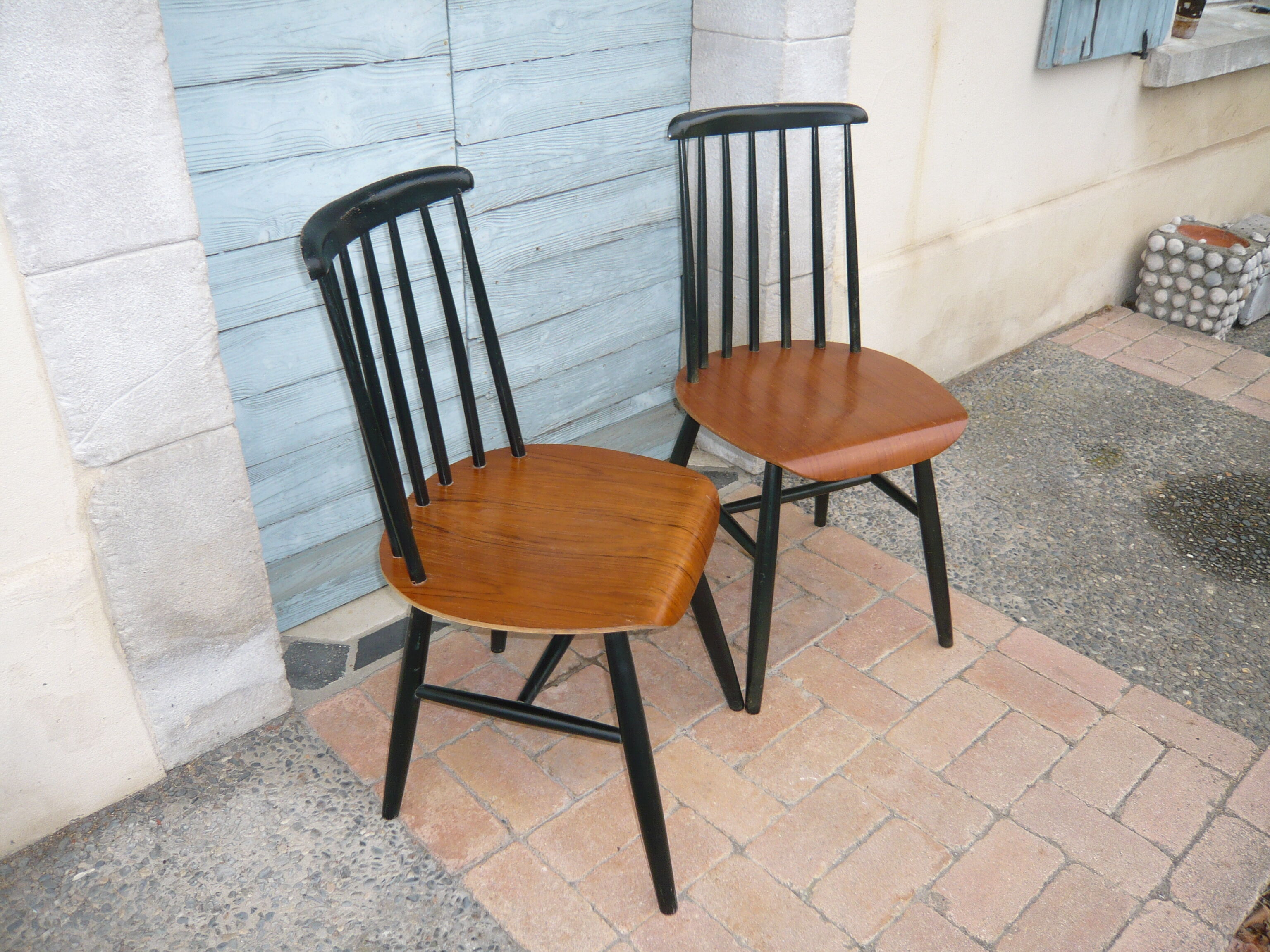 Chairs Ilmari Tapiovaara