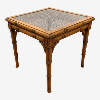 Table d’appoint en rotin