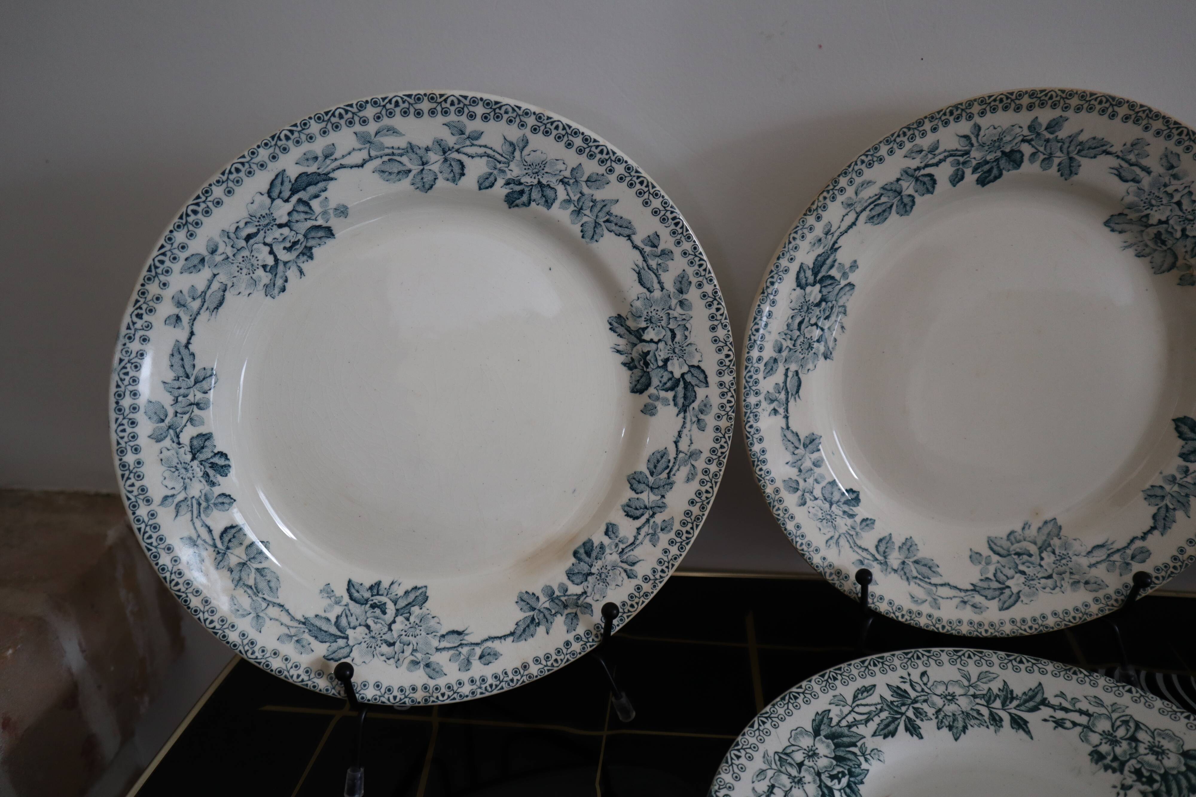 6 flat plates Terre de Fer model Guadeloupe Saint Amand
