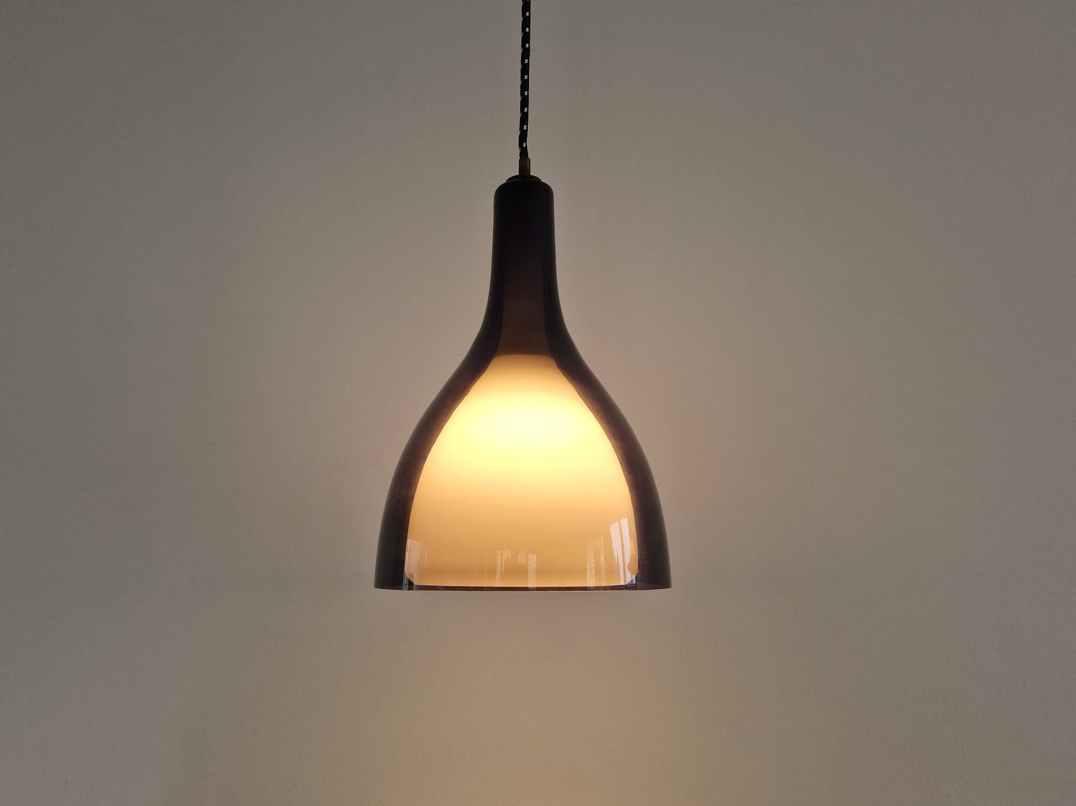 Set of 2 purple and white glass pendant lamps, 1960's / 1970's