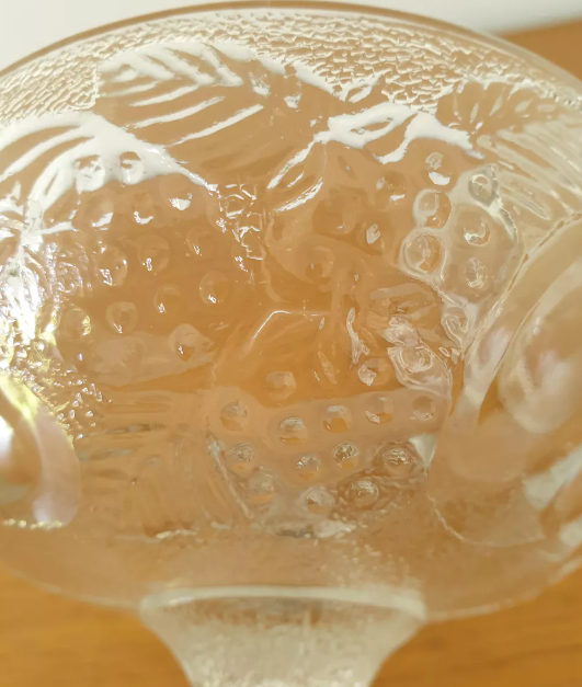 Chiseled glass candy box