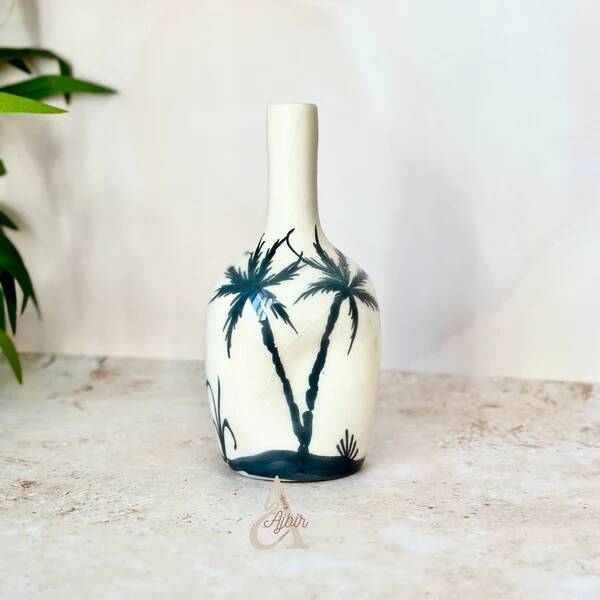 Artisanal vase bottle Tayniwt