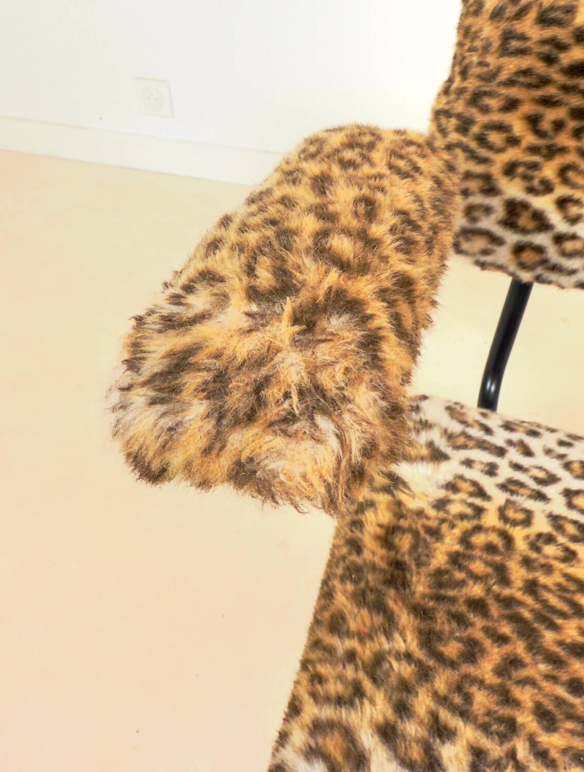 Fauteuil vintage moderniste léopard